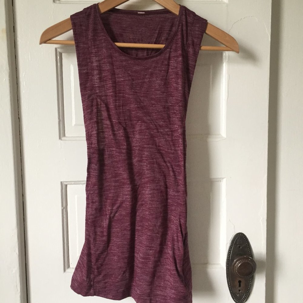 Lululemon Twist-back tank